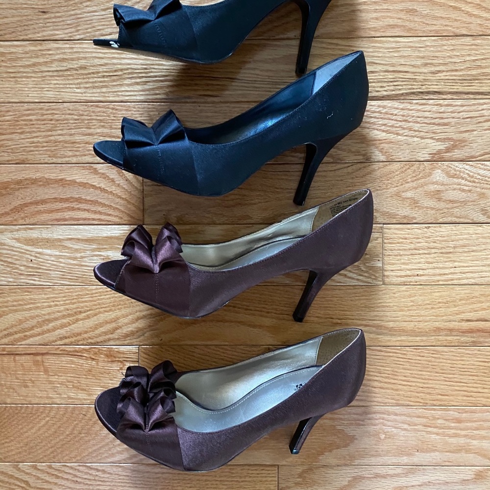 Apt 9 size 6.5 heels never worn! Black/brown pairs